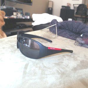 shield sunglasses-cannot verify brand-matte blk-